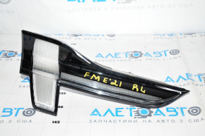 Light inside tailgate left Ford Mustang Mach-E 21-23