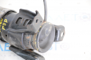 The front engine mount of the Infiniti JX35 QX60 13-20 AWD is cracked.