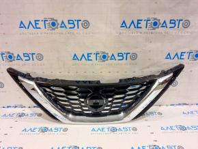 Radiator grill grill Nissan Sentra 16-19 rest without emblem