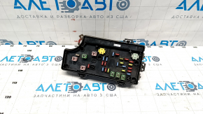 Jeep Patriot 11-13 underhood fuse box with cover