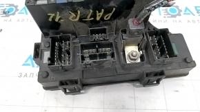 Jeep Patriot 11-13 underhood fuse box with cover