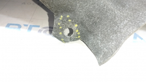 Front right rear fender liner Audi Q7 16-19 fasteners torn, no fragment