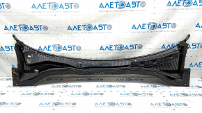 Windscreen wiper grille plastic Hyundai Tucson 16-21 broken fasteners, seal tear