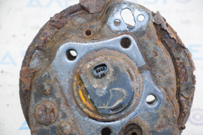Rear left hub Lexus ES350 07-12 with cover, rusty