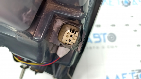 Outer wing lamp left Ford Fusion mk5 17-20 missing fragment, scratches