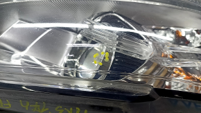Front right headlight complete Ford Fusion mk5 17-20 halogen, with DRL, sand, scratches