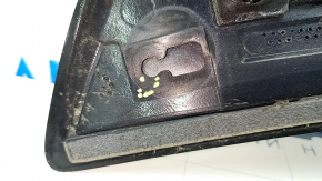 Ford Mustang mk6 15 trunk lid spoiler - coupe, cracks in fasteners