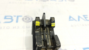 Headlight mounting bracket lower right Ford Edge 15 - broken fasteners