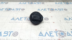 Fuel filler cap Audi Q5 8R 09-17 broken fastener