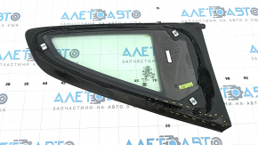 Window blind glass rear left Ford Mustang mk6 15- coupe, scratch on glass, torn seal