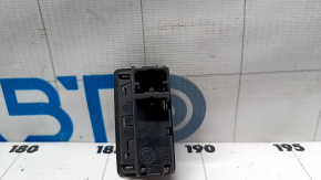 Internal trunk lid closing button for Audi Q5 8R 09-17
