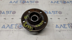 Front left hub VW Golf 15 - rusty