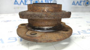 Front left hub VW Golf 15 - rusty
