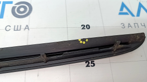 Right windshield molding BMW 3 F30 12-18 torn seal, scratches