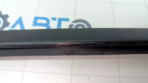 Right windshield molding BMW 3 F30 12-18 torn seal, scratches