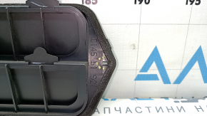 Right ventilation shield Mazda 3 14-18 BM broken mount