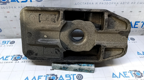 Foam plastic under compressor VW Jetta 19 - tear