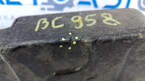 Foam under the tool left Porsche Cayenne 958 11-14 dents
