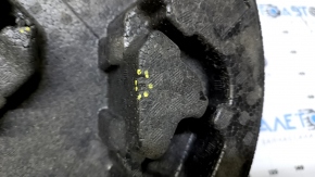 Foam plastic under the Kia Optima 16 tool - under R16 tears, dents