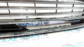 Radiator grill assembly with frame Ford Fusion mk5 17-18 sand, cracked, broken fasteners, missing fragment