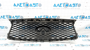 Radiator grill with badge Infiniti QX60 16-rest, worn, scratches