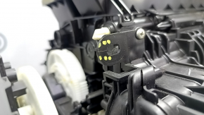 Heater assembly Toyota Camry v70 18-22 hybrid for blowing the rear row, crack in the mount