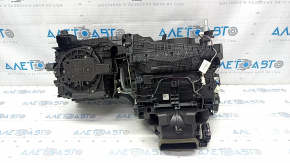 Heater assembly Toyota Camry v70 18-22 hybrid for blowing the rear row, crack in the mount