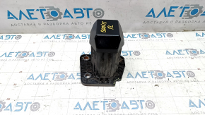 Fang of the front bumper reinforcement left Fiat 500L 14-17 fracture