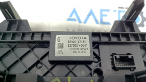 Climate control Toyota Prius V 12-17 scratches, broken guide