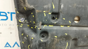 Toyota Prius V 12-17 central engine protection is worn out