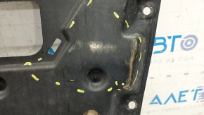 Toyota Prius V 12-17 central engine protection is worn out