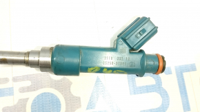 Toyota Prius V 12-17 fuel injector