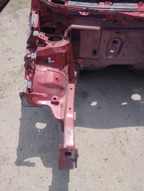 Front right quarter Toyota Prius V 12-17 red, on the body
