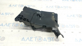 Lower cover of the fuse box under the hood Toyota Prius V 12-17