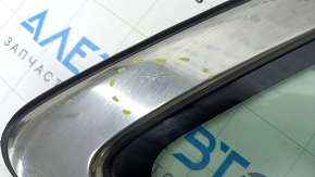 Window blind glass rear right Honda CRV 23- chrome, scratches on chrome, torn seal