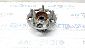 Rear right hub Honda CRV 23- AWD