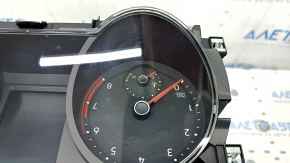 Instrument cluster VW Tiguan 18- SE 89k, worn