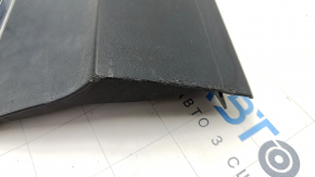 Door trim lower front right VW Tiguan 18- with chrome, structure, scratches, crack in fastening