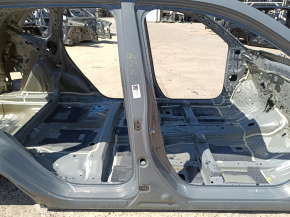 Body pillar central right Honda CRV 23- on the body