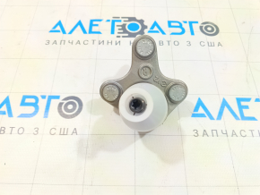 Ball joint right VW Tiguan 18-24
