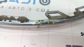 Rear bumper molding left VW Tiguan 18 - chrome, broken, cracks
