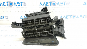 Heater housing bare right Hyundai Sonata 20-23