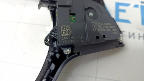 VW Tiguan 18 steering wheel control buttons - under radar, pokes