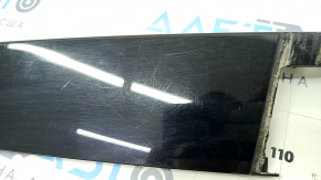 Door trim side front right VW Tiguan 18- black gloss, broken guide, scratches