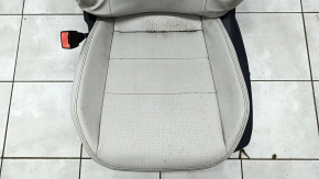Driver's seat VW Tiguan 18- without airbag, electric, heated, leather, gray, for dry cleaning, scratches on the lining, cut chip, crack