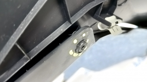 Right arch trim VW Tiguan 18 - black, under 3 rows, scratches, broken