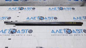 Door-glass molding, central rear right, Lexus CT200h 11-17
