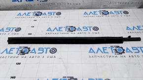 Door-glass molding, central rear right, Lexus CT200h 11-17