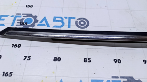 Upper door molding front right Lexus CT200h 11-17 scratches