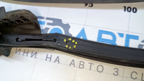 Front right door seal Lexus CT200h 11-17 tear